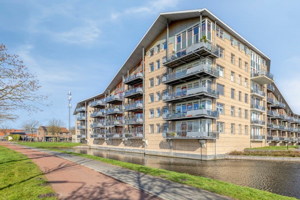 Bunschoten-Spakenburg - Plecht 88 Meerwaerde Makelaars (2).jpg